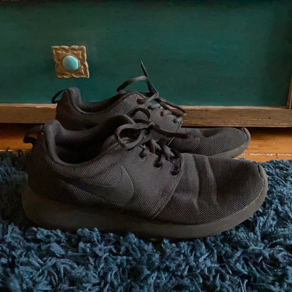 Women’s Nike shoes